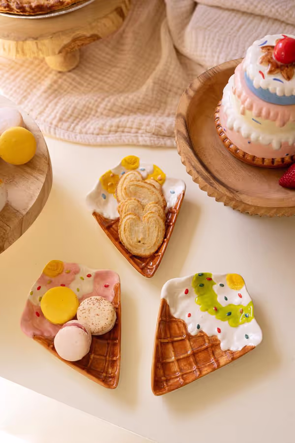 Set of 3 Ceramic Ice Cream Cone Plates