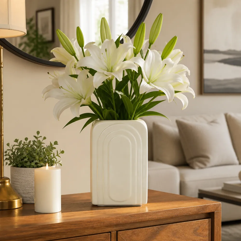 GRAYDONTON WHITE VASE 7 (IN)