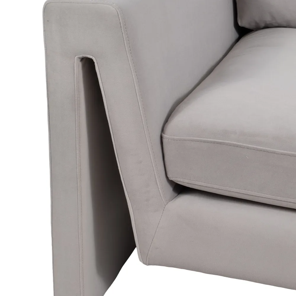 COLTONBURN GRAY CHAIR 31 (IN)