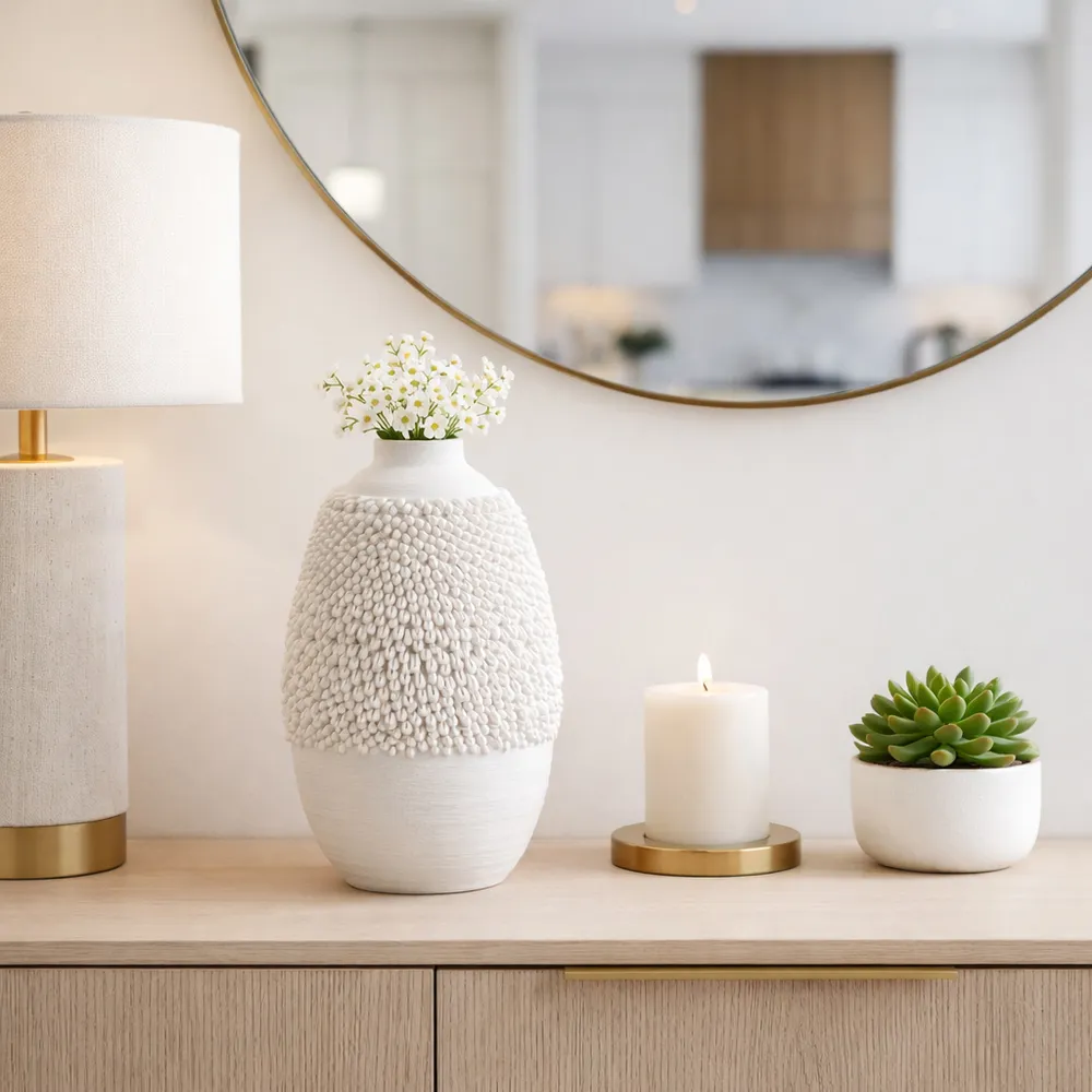 GARTONWAY IVORY VASE 10 (IN)