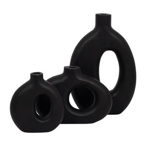GRIFFINMOOR BLACK VASE 14 (IN) 9