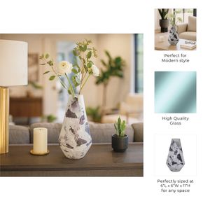 LEONASTONE WHITE GLASS VASE 11 (IN) 9