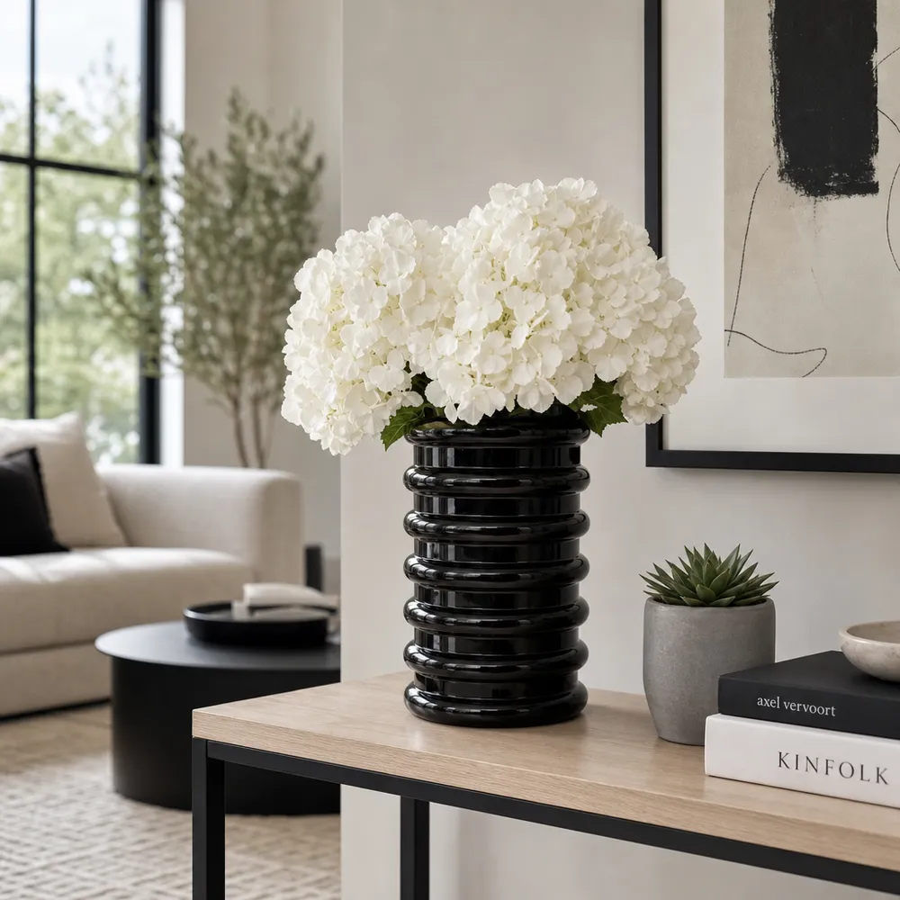 HUTTONSIDE BLACK GLASS VASE 9 (IN)
