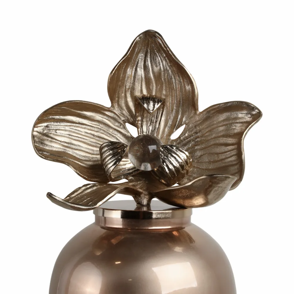BAIRDOAK WHITE GLASS VASE 42 (IN)