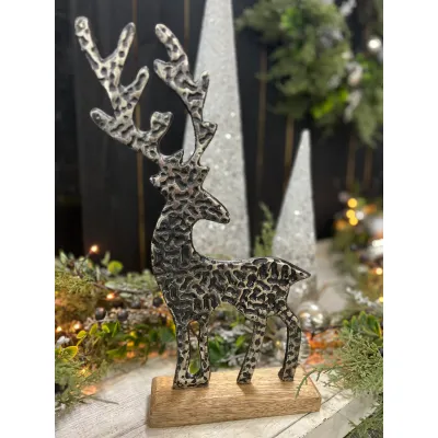Tarnished Deer 15x8in