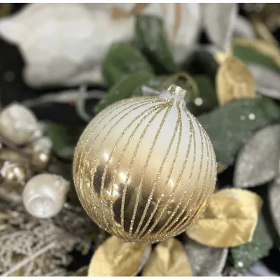 A Golden Kiss Ornament 3x3in