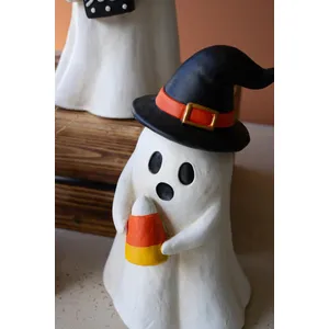 Set of 2 Resin Halloween Ghosts 3