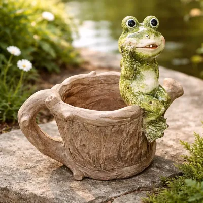 Frog On Watering Can 15x9x13.5in