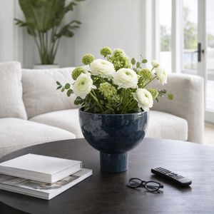 LUCASLAKE BLUE VASE 9 (IN) 11