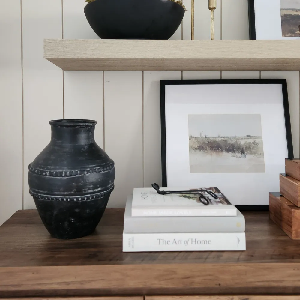 ROSEBEACH BLACK VASE 12 (IN)