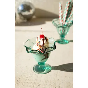 Recycled Glass Ice Cream Dish with Ruffled Edge 1