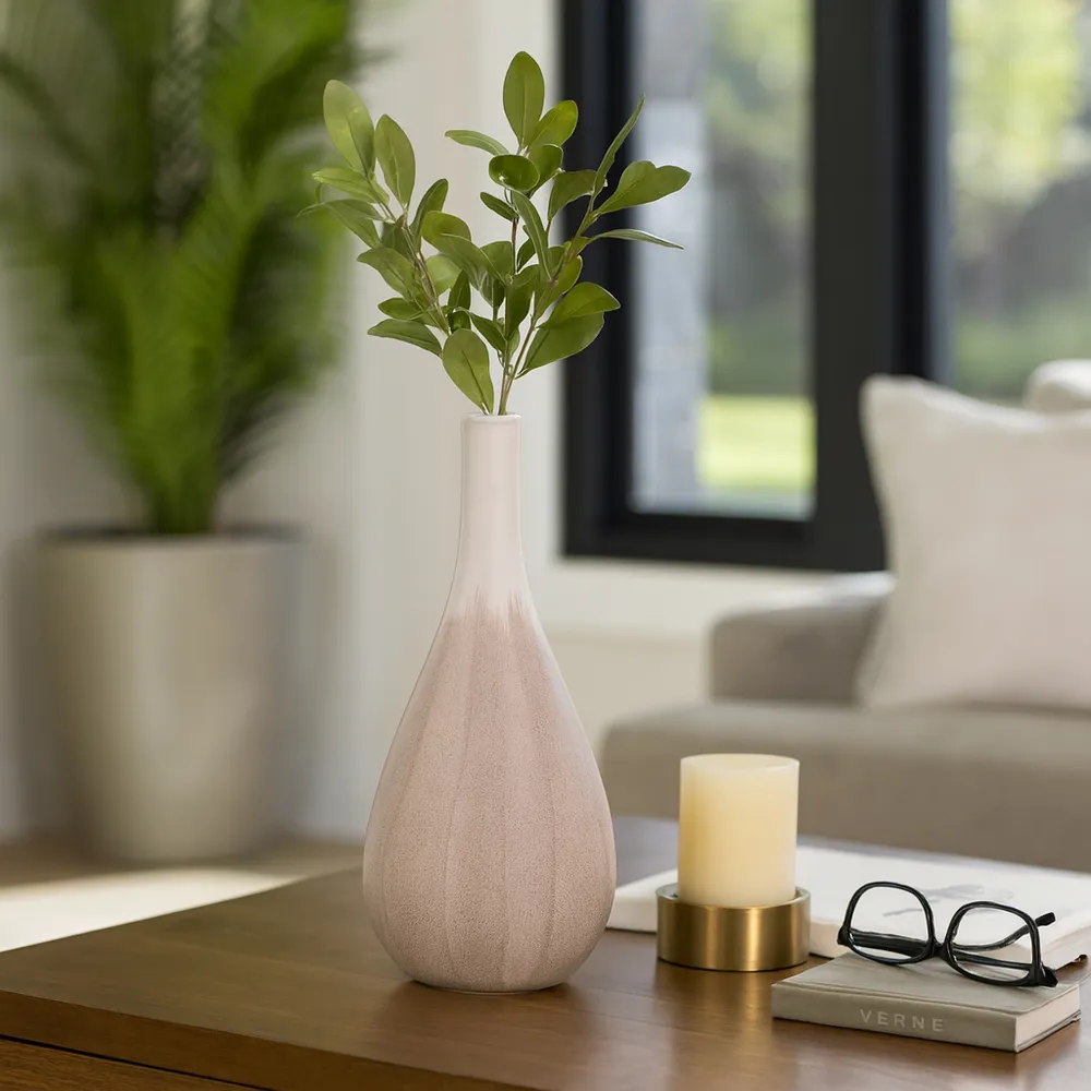 GASTONLAND WHITE VASE 16 (IN)