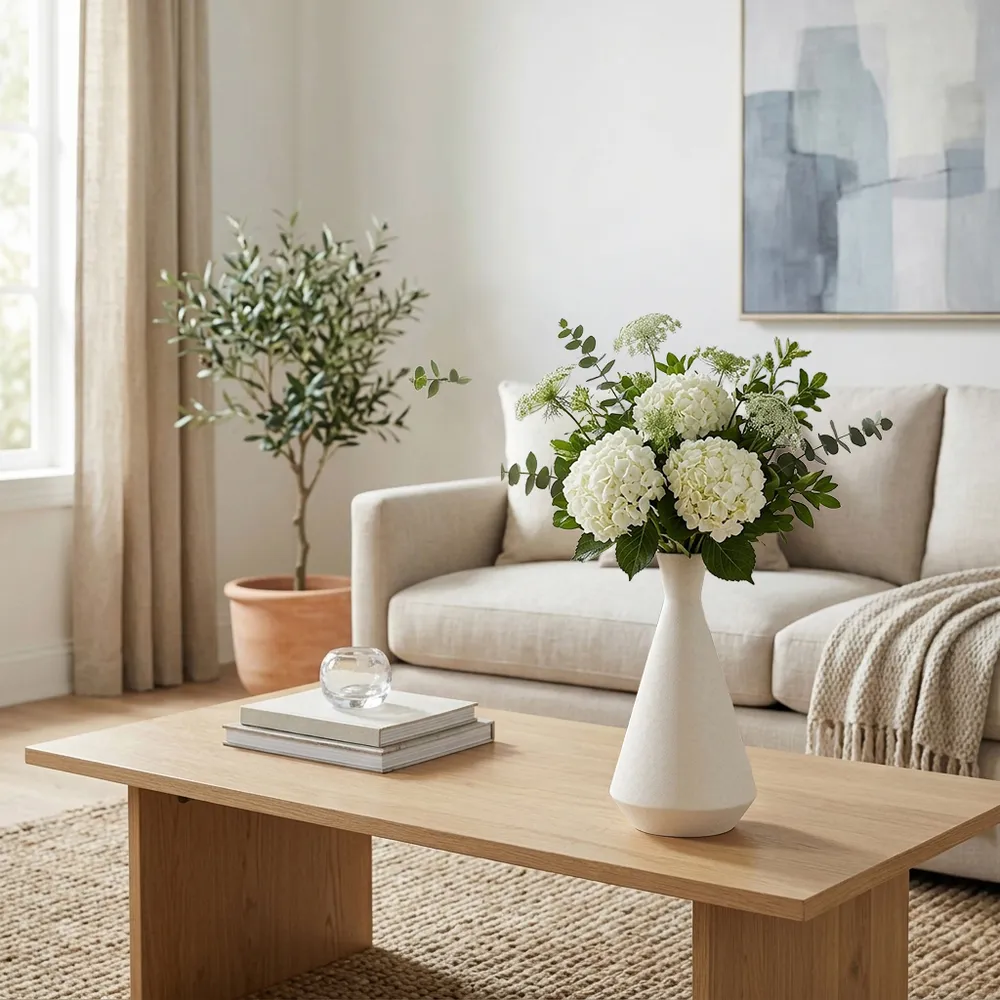 ENSLEYCROSS WHITE VASE 14 (IN)