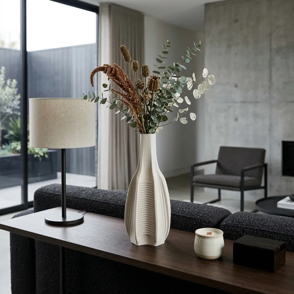 ENNISLAKE IVORY VASE 18 (IN)