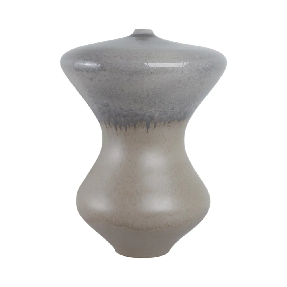 HELENALAKE IVORY VASE 23 (IN)