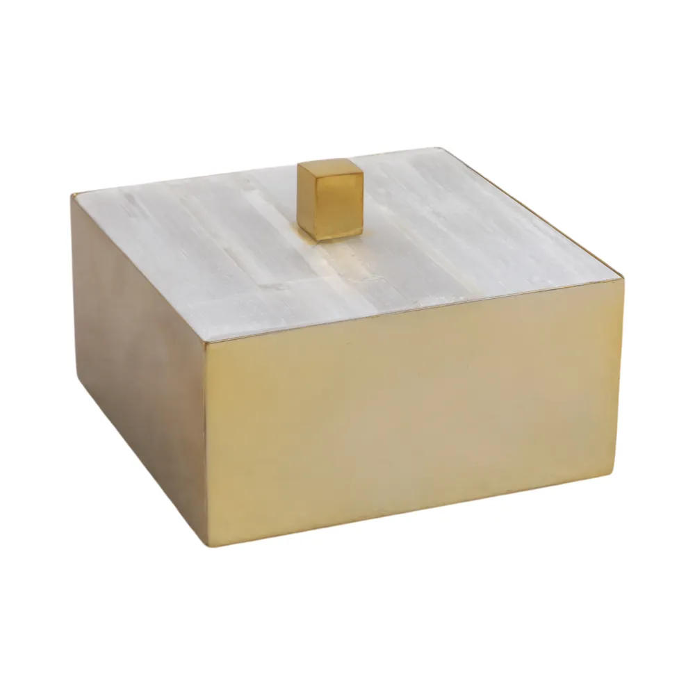 BERGENHAM WHITE BOX 4 (IN)