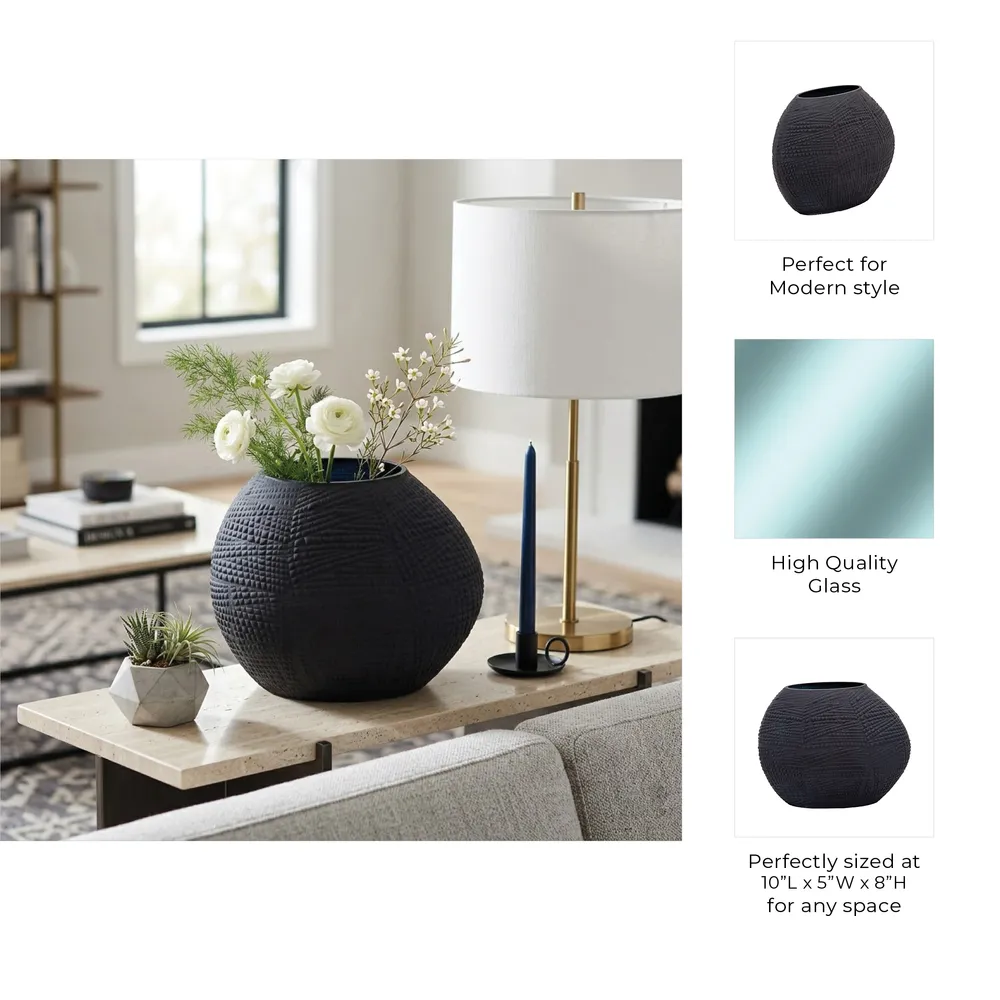 HELTONWELL BLACK GLASS VASE 8 (IN)