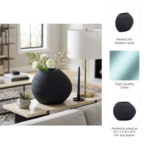 HELTONWELL BLACK GLASS VASE 8 (IN) 6