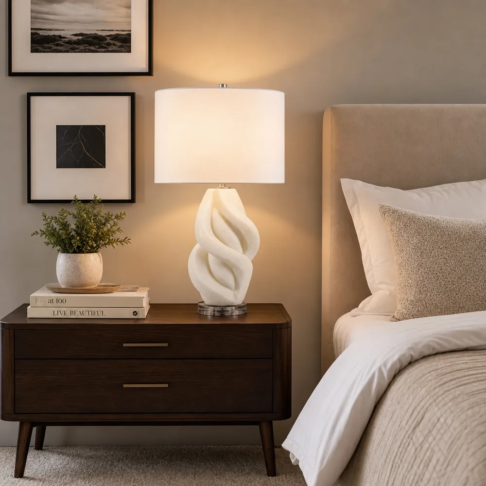 ROSEPORT IVORY LAMP 26 (IN)