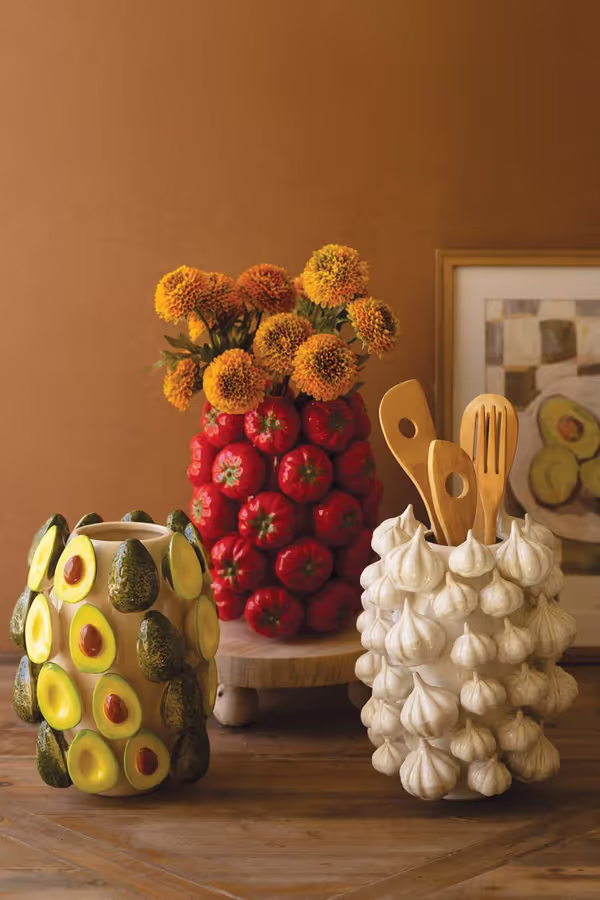 Ceramic Garlic Vase