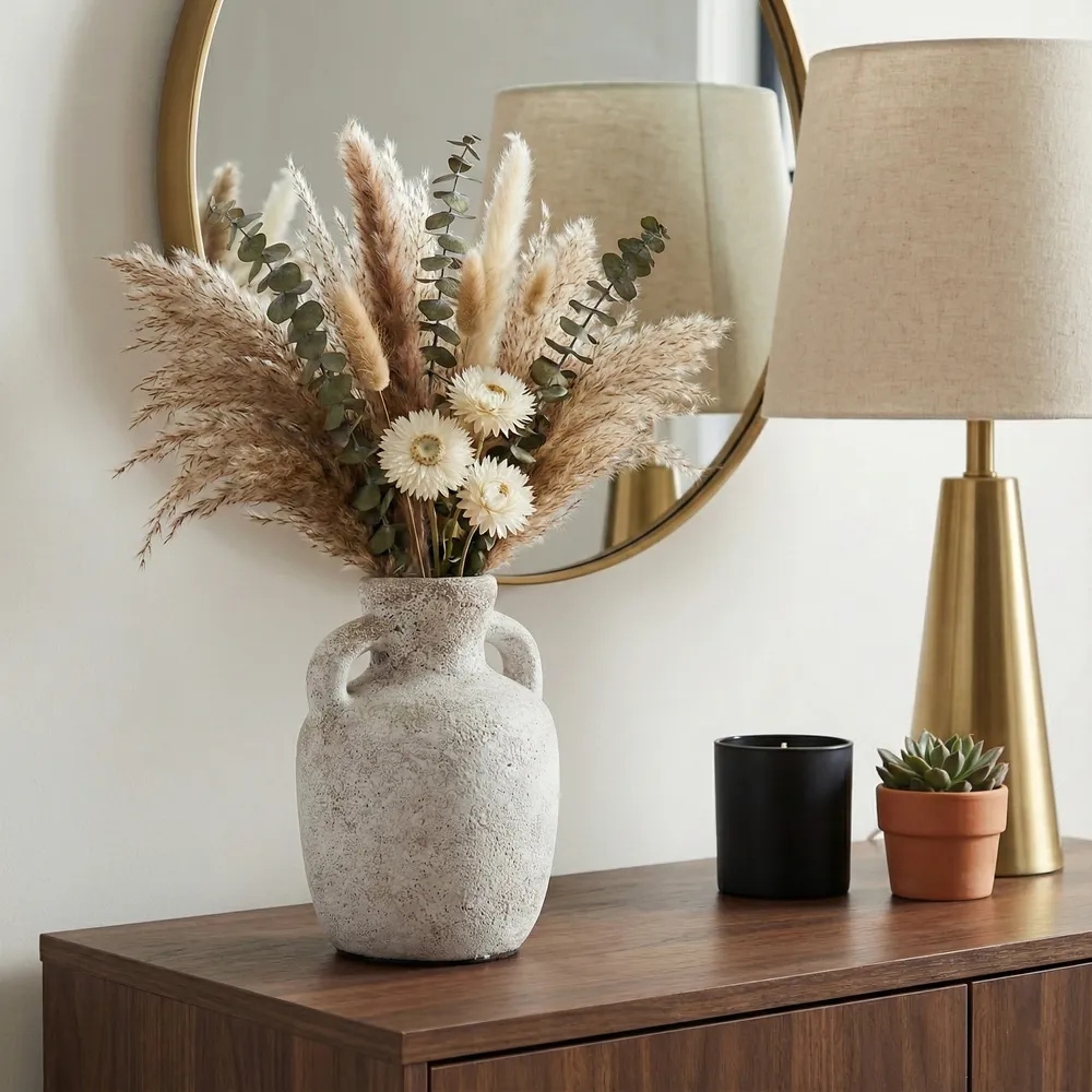 BLANTONWIND IVORY VASE 7 (IN)