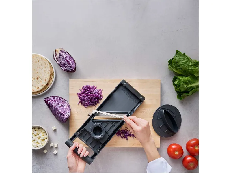 GLOBAL Vegetable Slicer, Extra Large, w/Plastic Blade Case (3 serration blades) 5