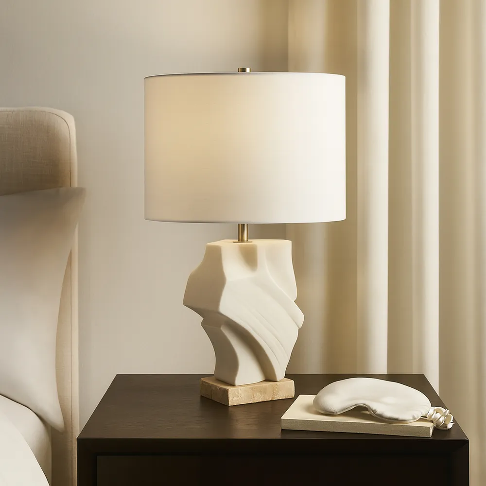 BREESHAW IVORY LAMP 27 (IN)