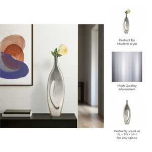 COLVINRUN SILVER VASE 28 (IN) 11