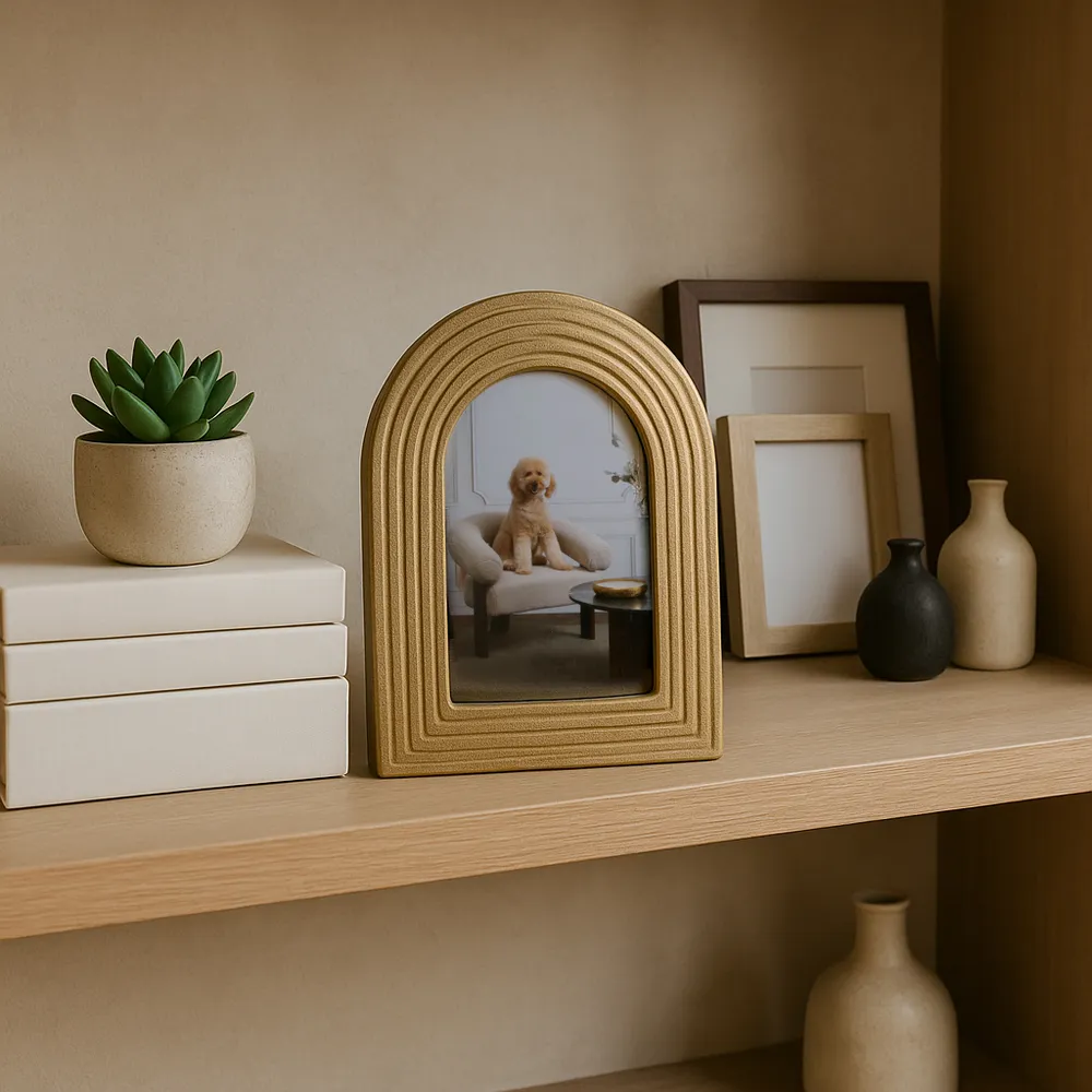 BAKERSTONE GOLD FRAME 8 (IN)