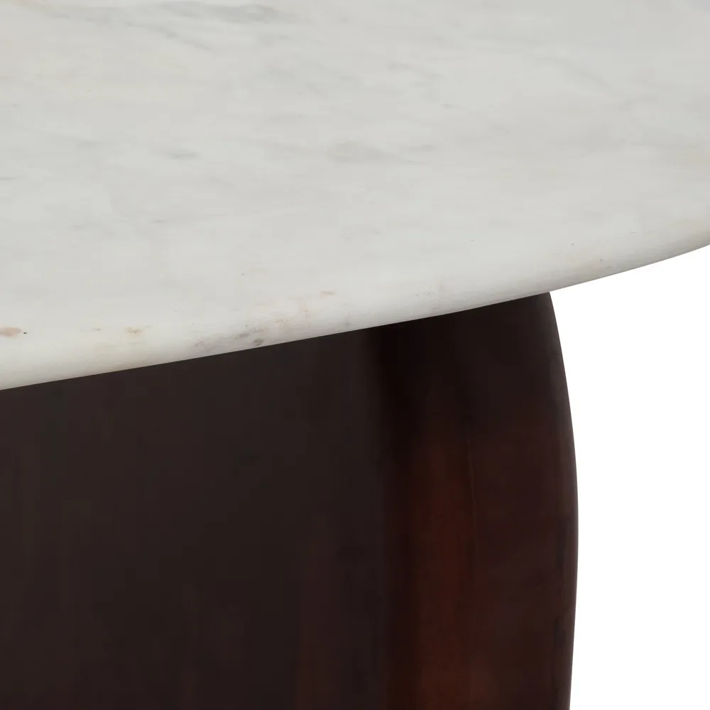 HAYFIELDLAND BROWN COFFEE TABLE 16 (IN)