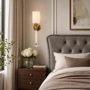 MILTONCLIFF CLEAR SCONCE 21 (IN) 2