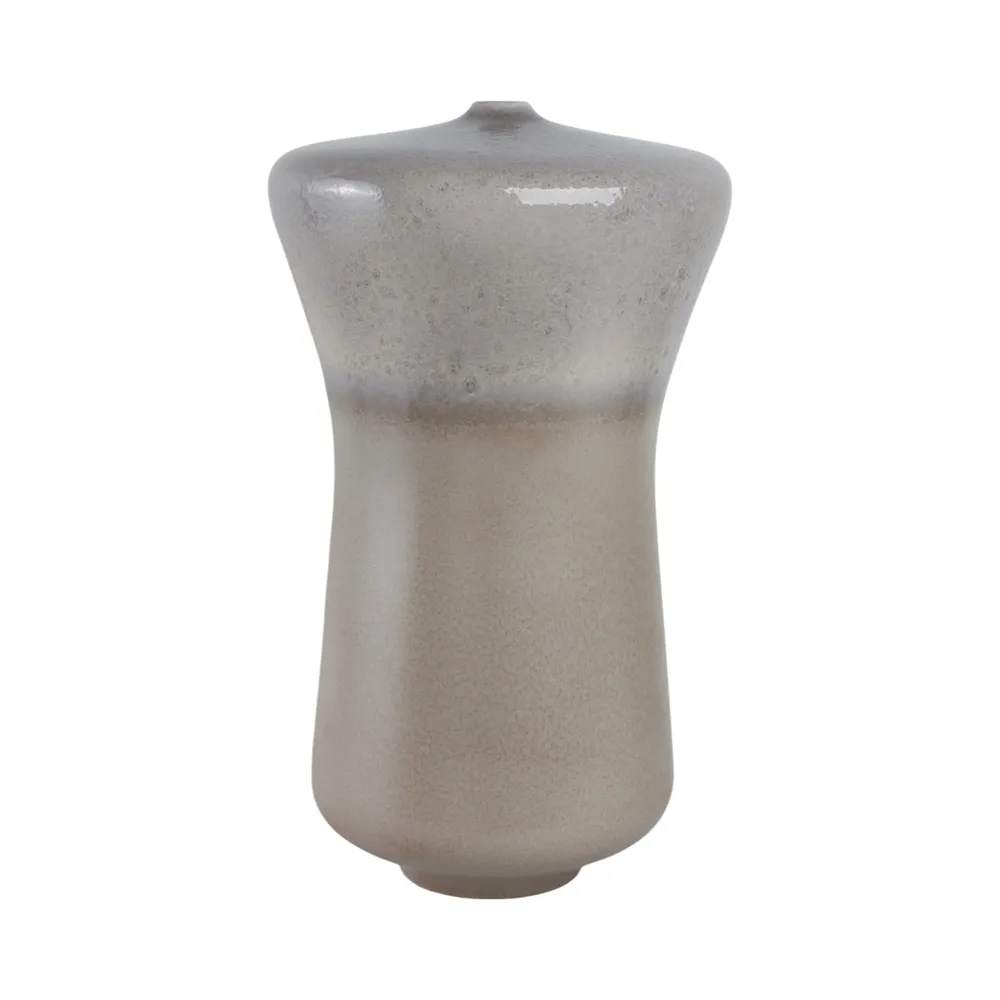 HELENALAKE IVORY VASE 26 (IN)