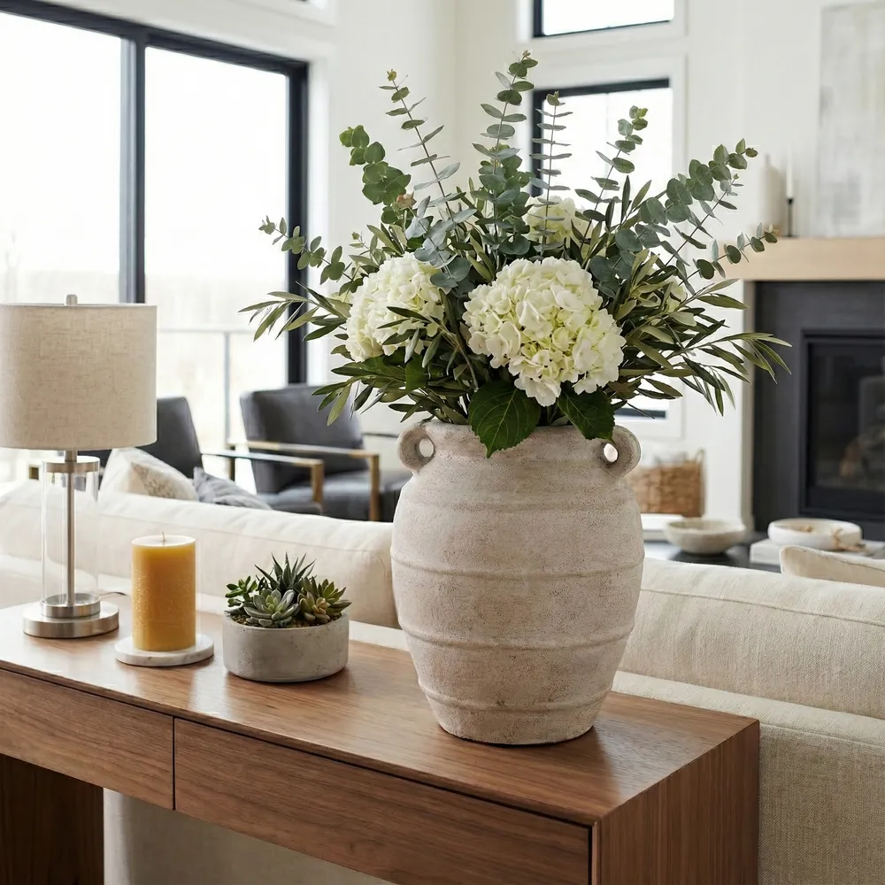 LONDONHAVEN IVORY VASE 16 (IN)