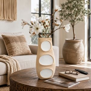 BARDENGROVE IVORY VASE 19 (IN) 2