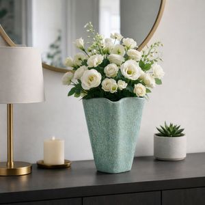 TIPTONPARK GREEN VASE 13 (IN) 13