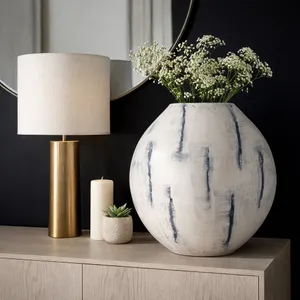 GORTONHAM WHITE VASE 20 (IN) 11