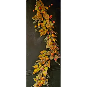 Maple Meadow Garland 1