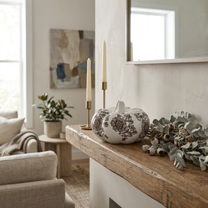 GRADYWICK BROWN DECOR 6 (IN) 10