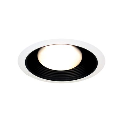 Core 6'' Wide 1-Light Recessed Trim - White with Black