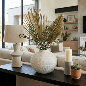 SAMSONLEY WHITE VASE 10 (IN) 11