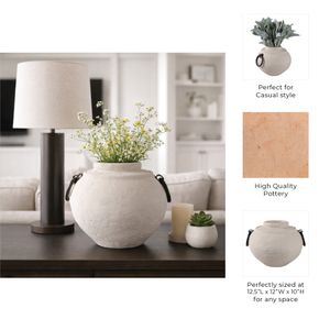 HAROLDWOOD IVORY VASE 10 (IN) 10