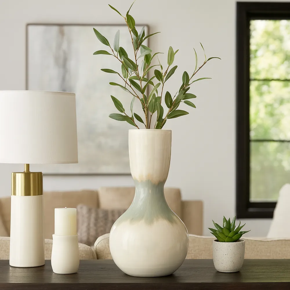 COLINWIND WHITE VASE 18 (IN)