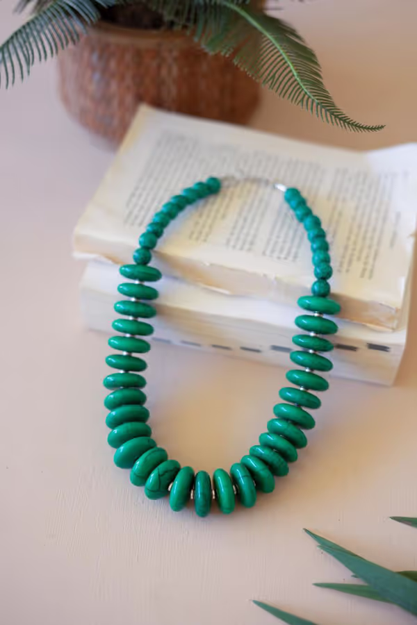 Acrylic Bead Necklace / Kale