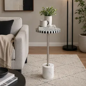 DAMIENBURN WHITE TABLE 25 (IN) 8