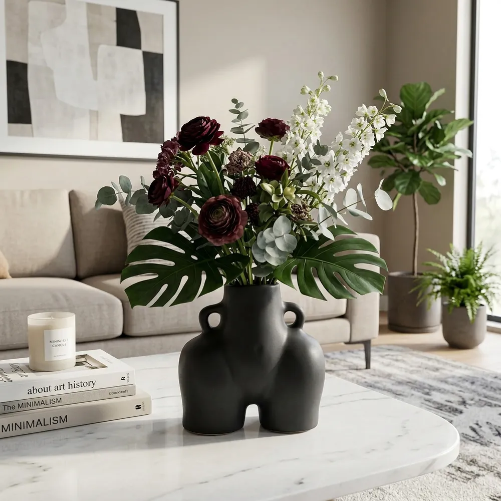 HELENAOAK BLACK VASE 6 (IN)