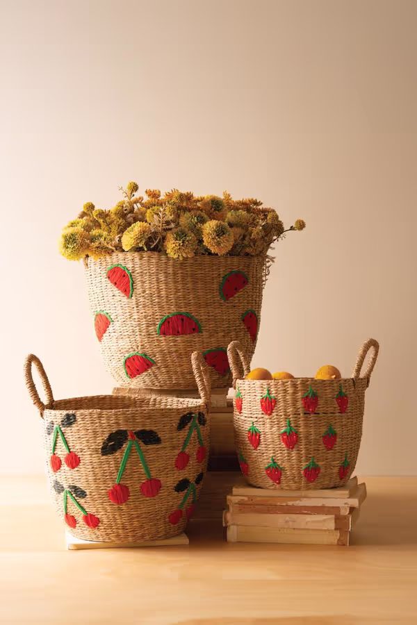 Set of 3 Seagrass Baskets with Embroidered Fruit