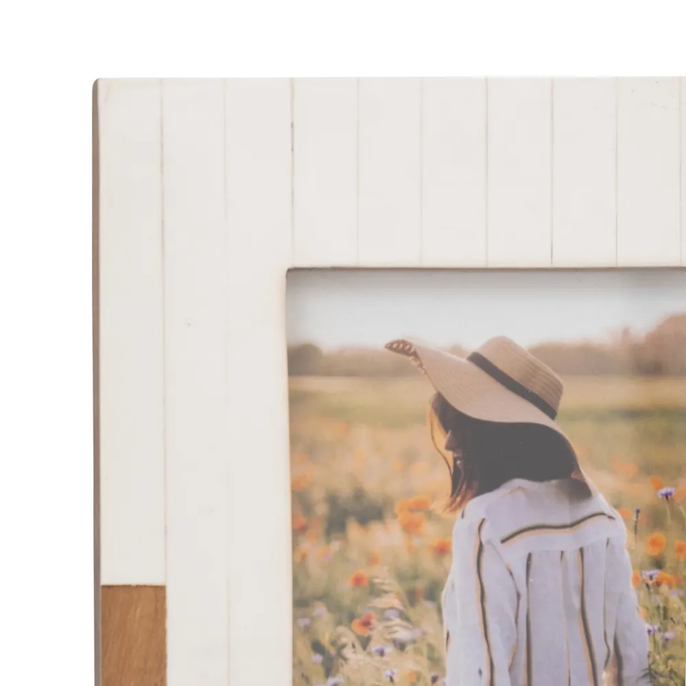 CONNORCLIFF WHITE FRAME 9 (IN)