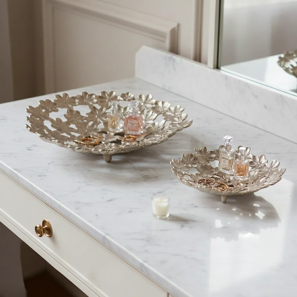 LYNNFORD SET OF 2 GOLD BOWLS 4 (IN)