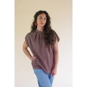 High-Neck Shortsleeve Blouse with Flat Pom-Pom Lace Detail / Mulberry 1