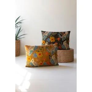 Set of 2 Embroidery Pillows with Birds 1